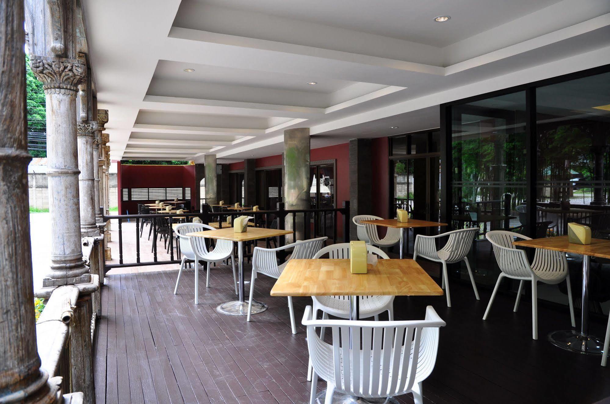 Chiangmai S.P. Hotel Chiang Mai Exterior photo