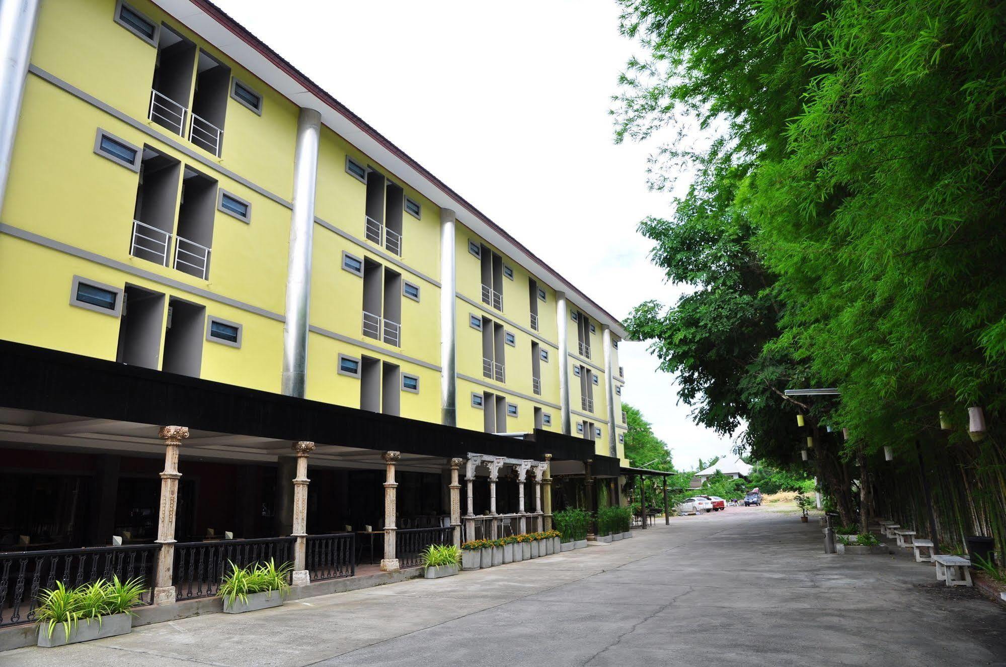 Chiangmai S.P. Hotel Chiang Mai Exterior photo